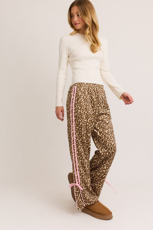 Leoparda bow detail pants