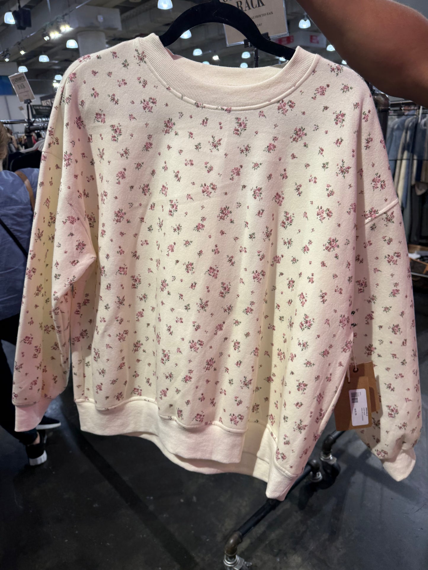 Floral Dainty Set December