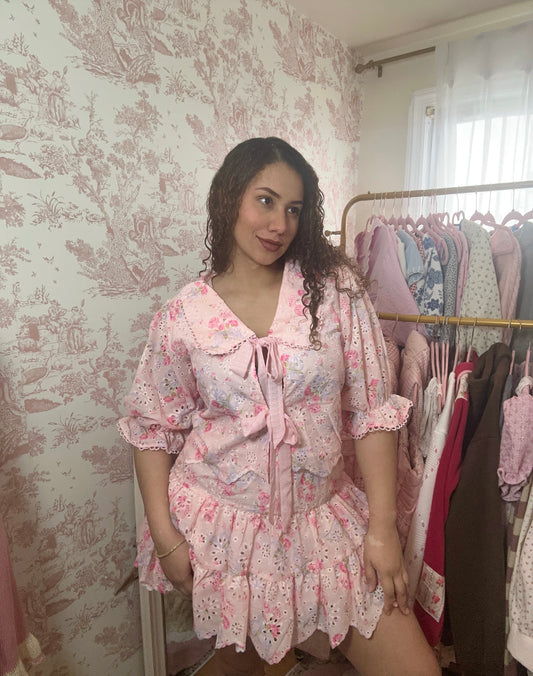 Bel Fiore Eyelet Embroidered Set