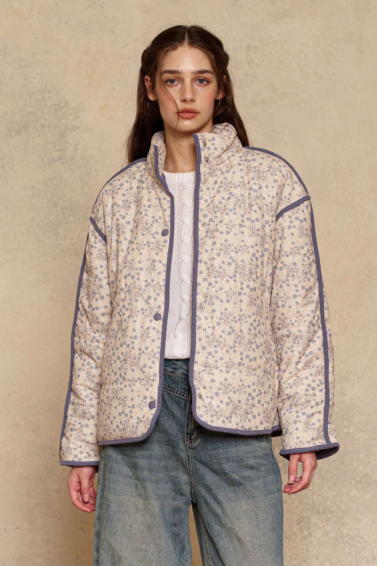 Blue Border Blossom Puffer November