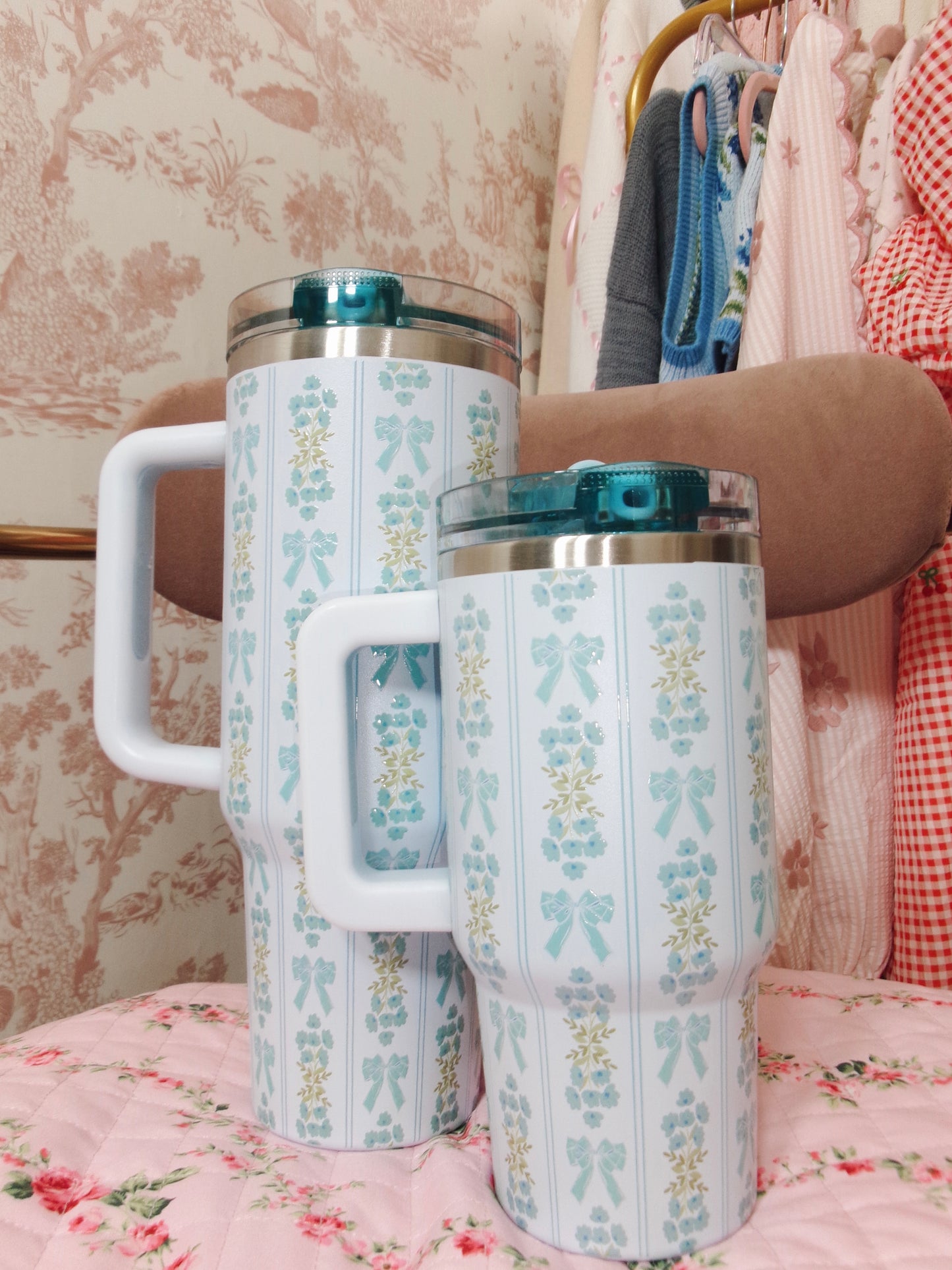 The Bel Fiore Cup in Blue 40 Oz