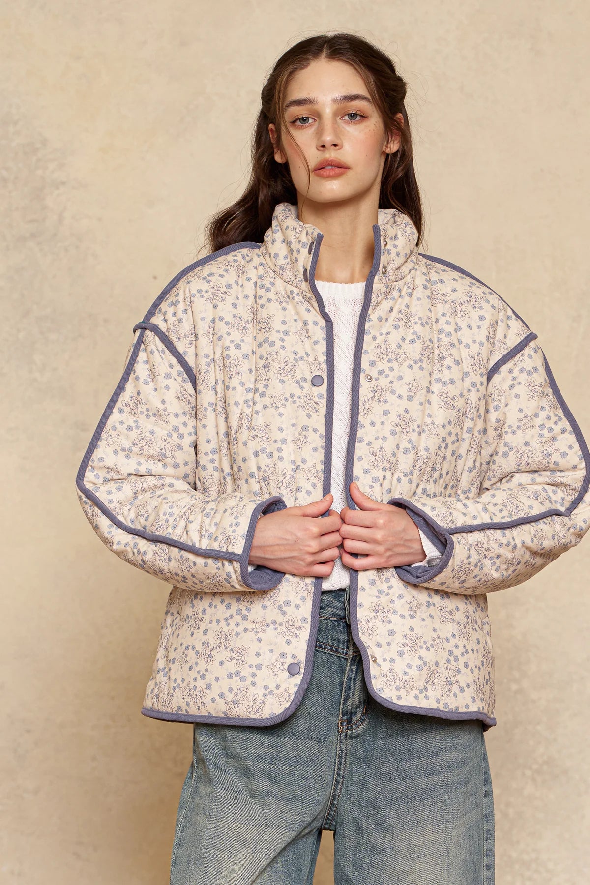 Blue Border Blossom Puffer November