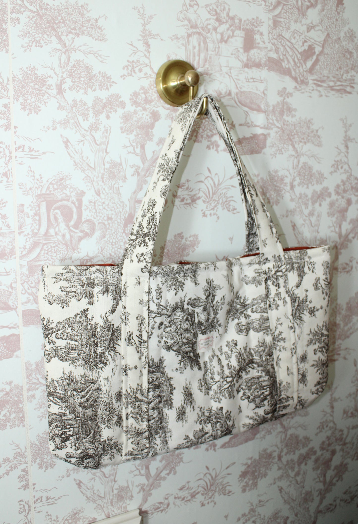 Lady In Manhattan Vintage Tote Wholesale