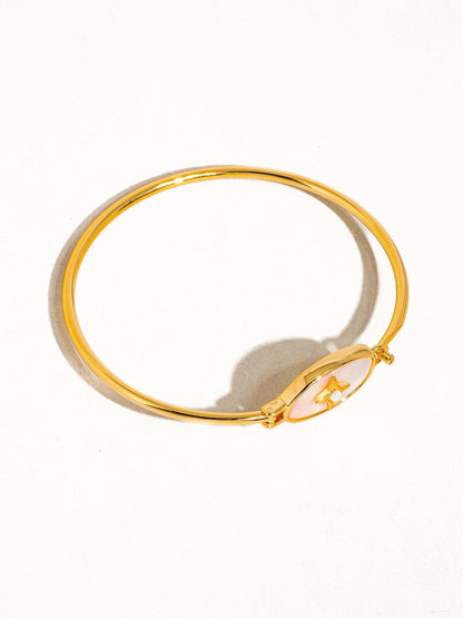 Mia 18K Gold Plated Vintage Star Shell Bangle