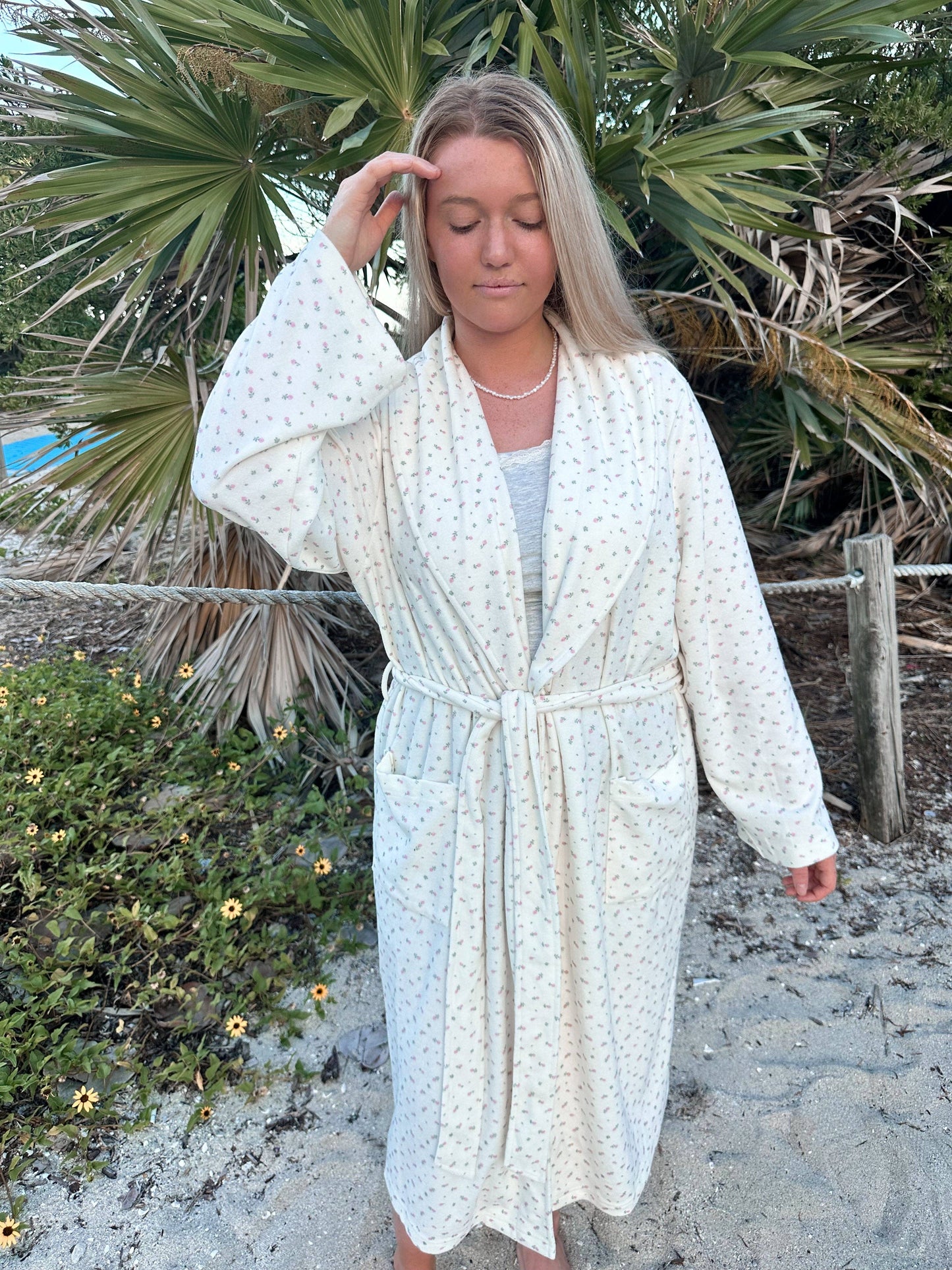 Pink Sunset Roses Dream Hotel Robe