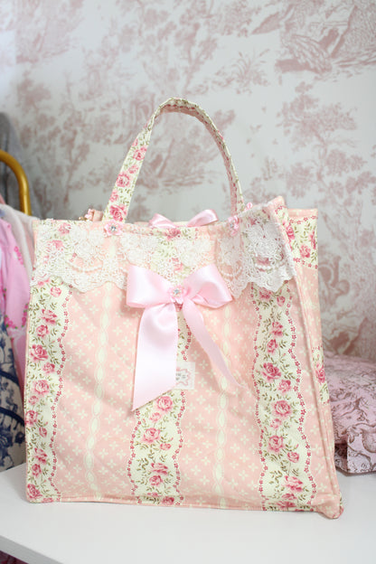 The Gardenia Handbag With Detachable Straps