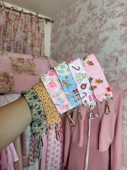 Barudah House Wristlets 🎁🎄💗