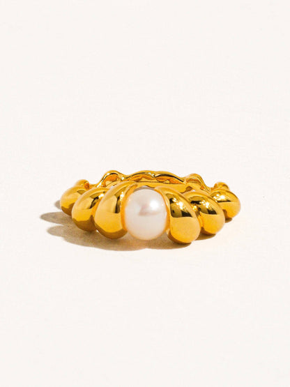 Julieta 18K Gold Plated Vintage Natural Pearl Twist Ring