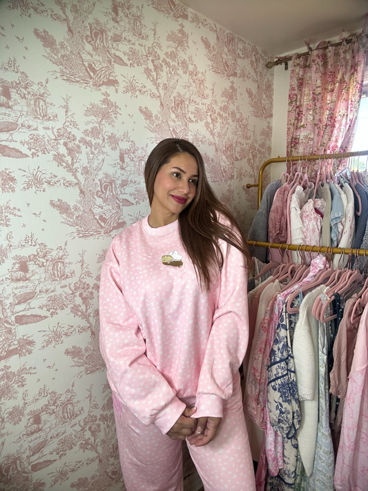Sweet Dreams Happy Camp3r Pink Sweatshirt