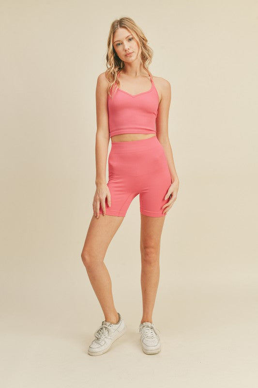 The Bubble Gum Seamless Set