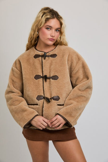 Round Neck Coat With Long Sleeve