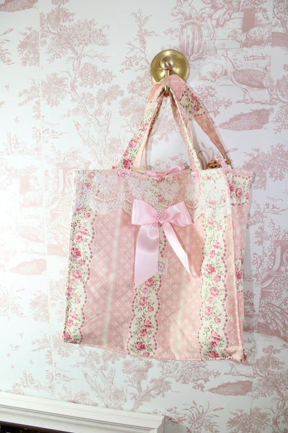 The Gardenia Handbag With Detachable Straps