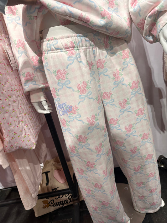 Happy Camp3r Bows Sweatpants April